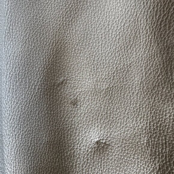 Kate Spade gray crossbody bag - small defects on back - Picture 5 of 10